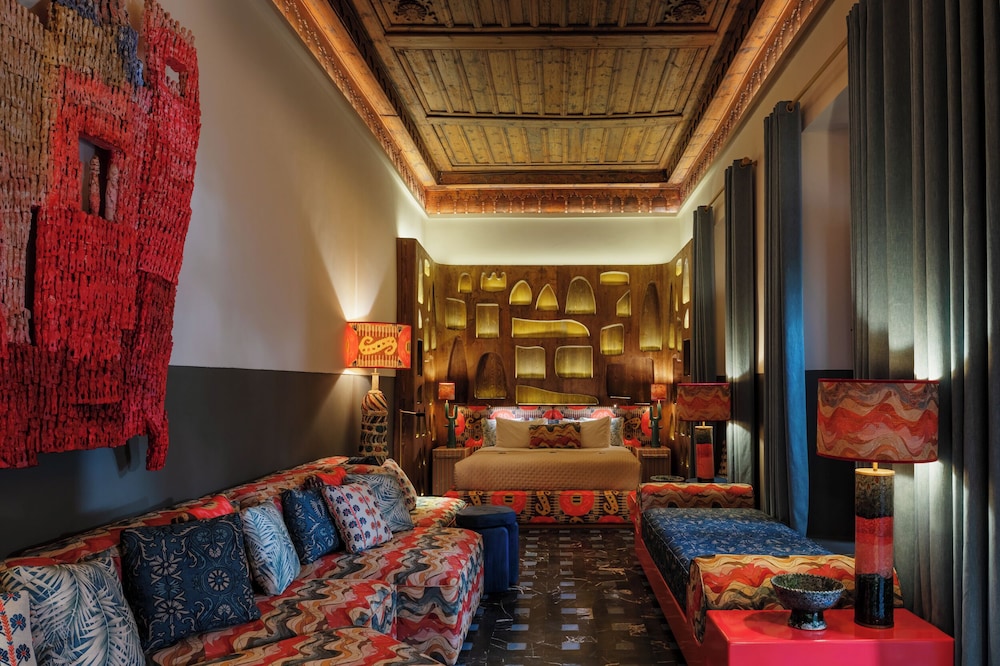 Riad Due 18/50