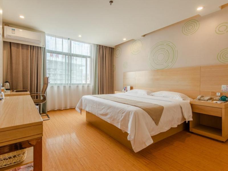 GREENTREE INN LIUAN HUOSHAN COUNTY YINGJIA AVENUE HOTEL 23/50