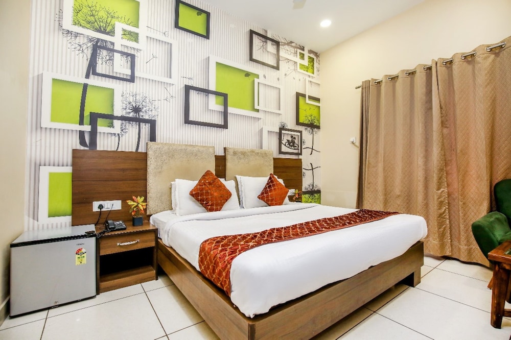 Hotel Karan Residency 34/50