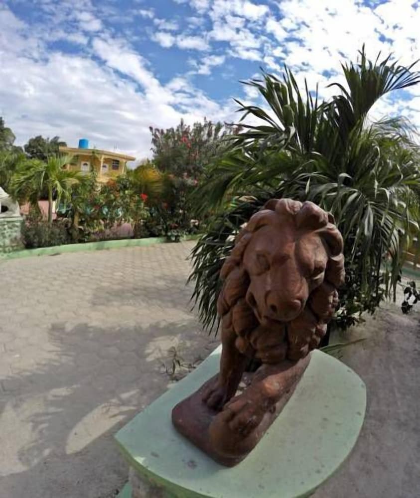La Cayenna Hôtel Et Restaurant 30/39