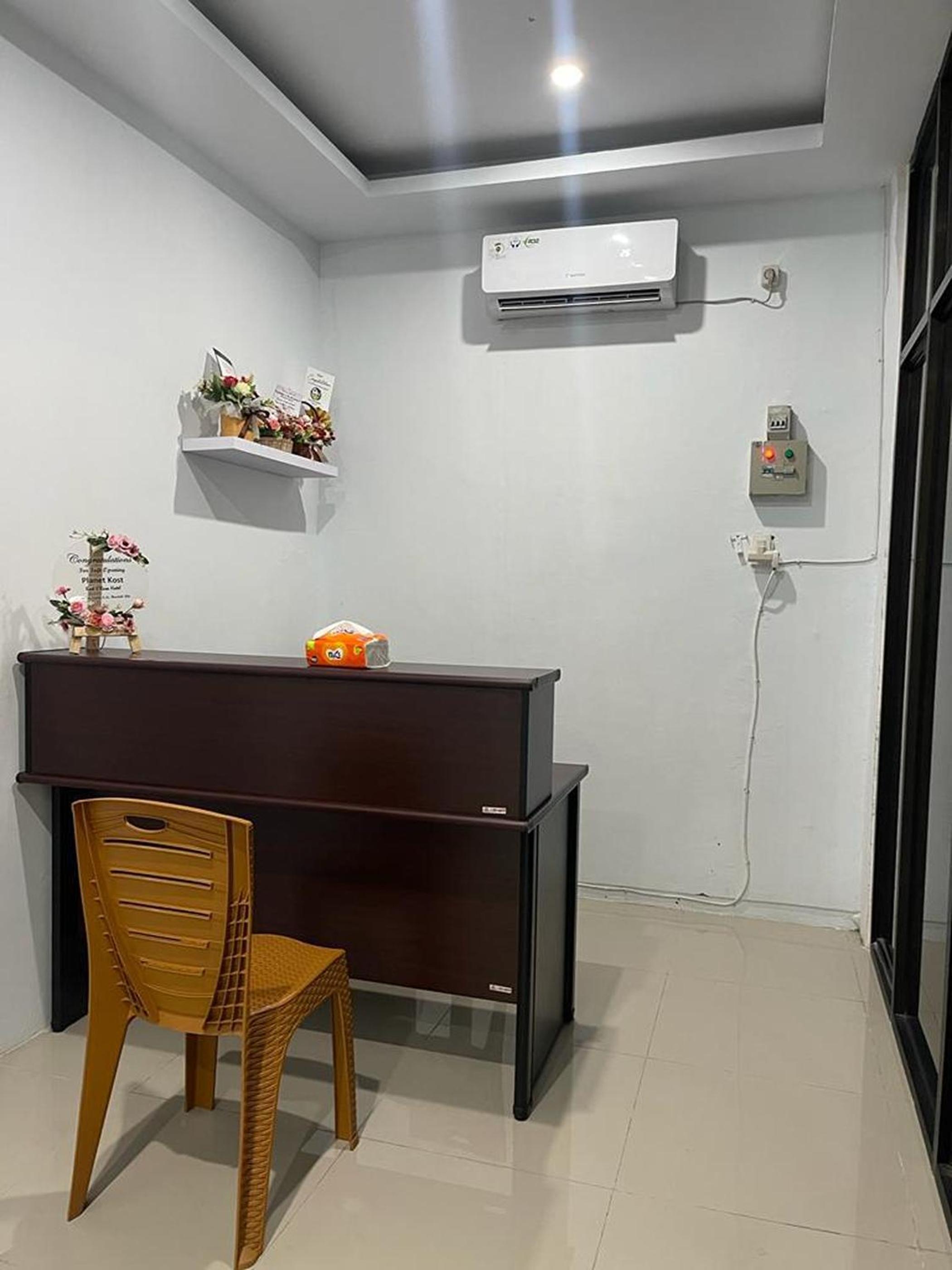 Hotel O near Universitas Sumatera Utara formerly Aljadid Guest House Pajus 10/45
