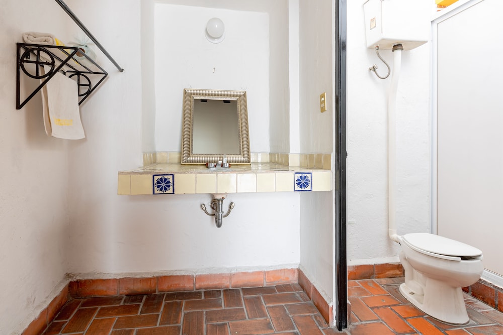 Hotel Meson de San Sebastian 45/50
