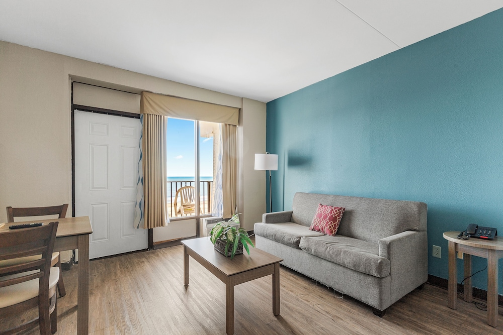 Ocean Crest Inn and Suites 27/51