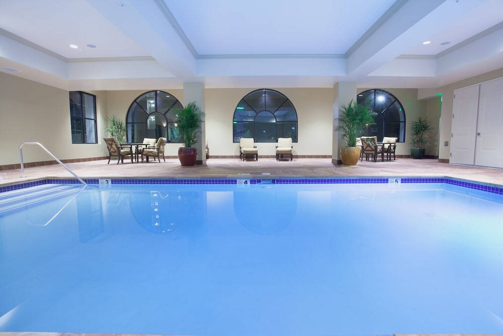 Woolleys Classic Suites 2/58