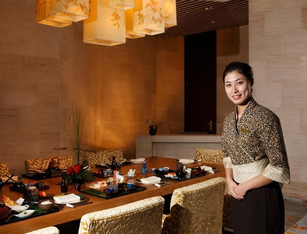 Nanyuan Universe Deluxe Hotel 7/69