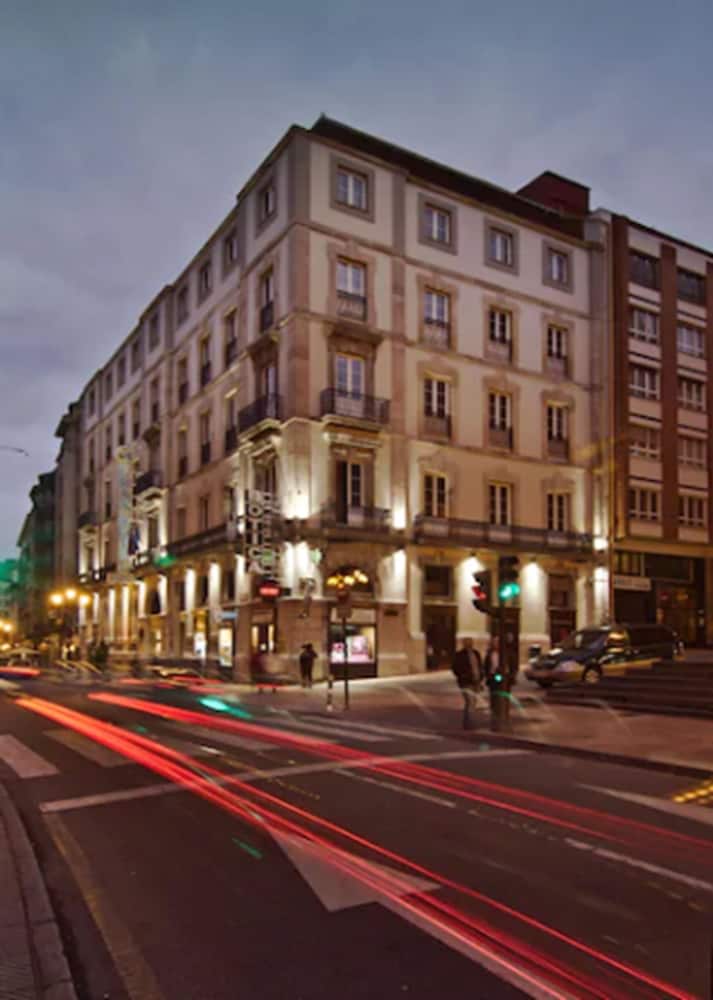 Gran Hotel Espana 4/29