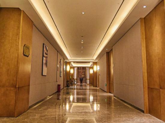 Rongrong Jinke Hotel 8/29