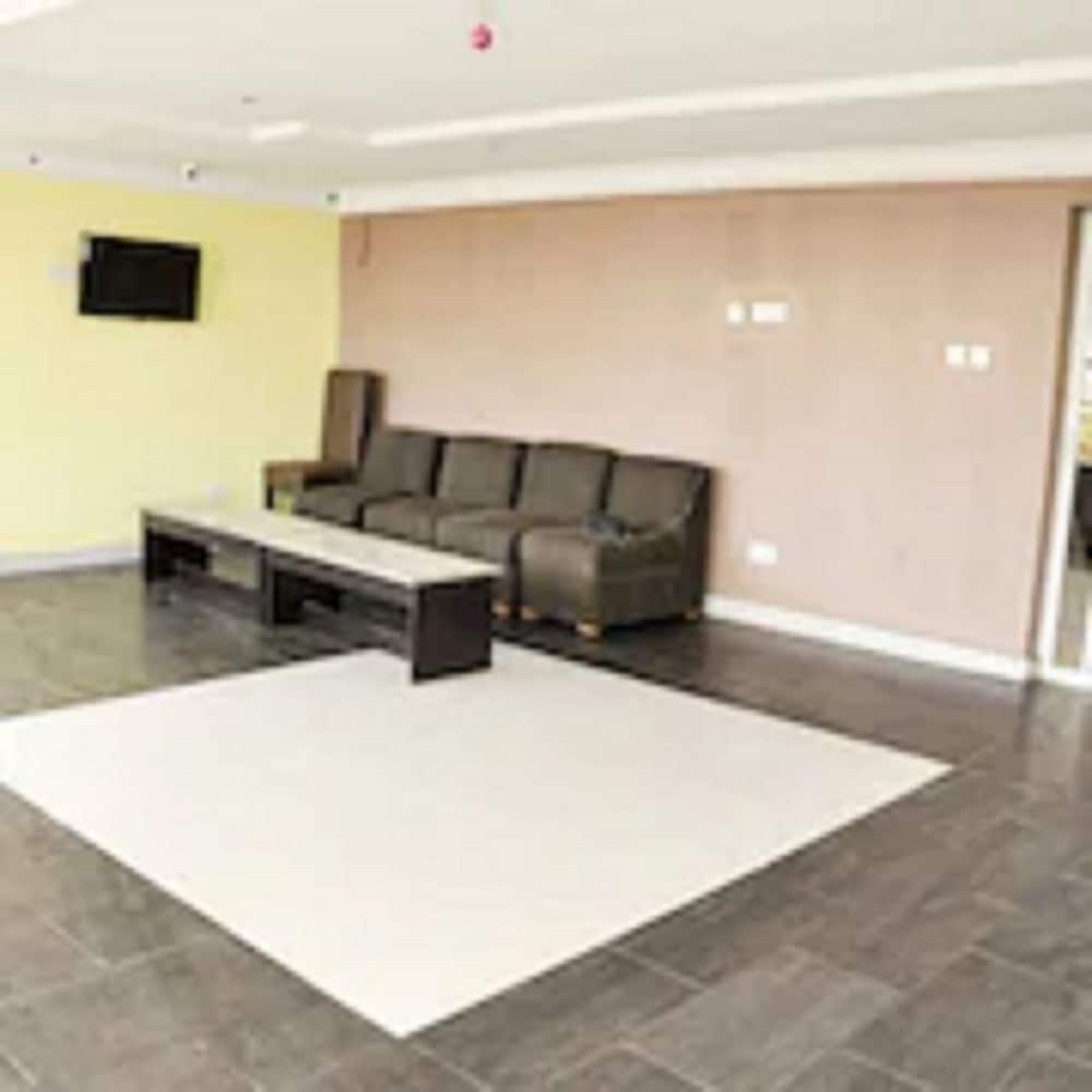 Ghatview Hotel 24/33