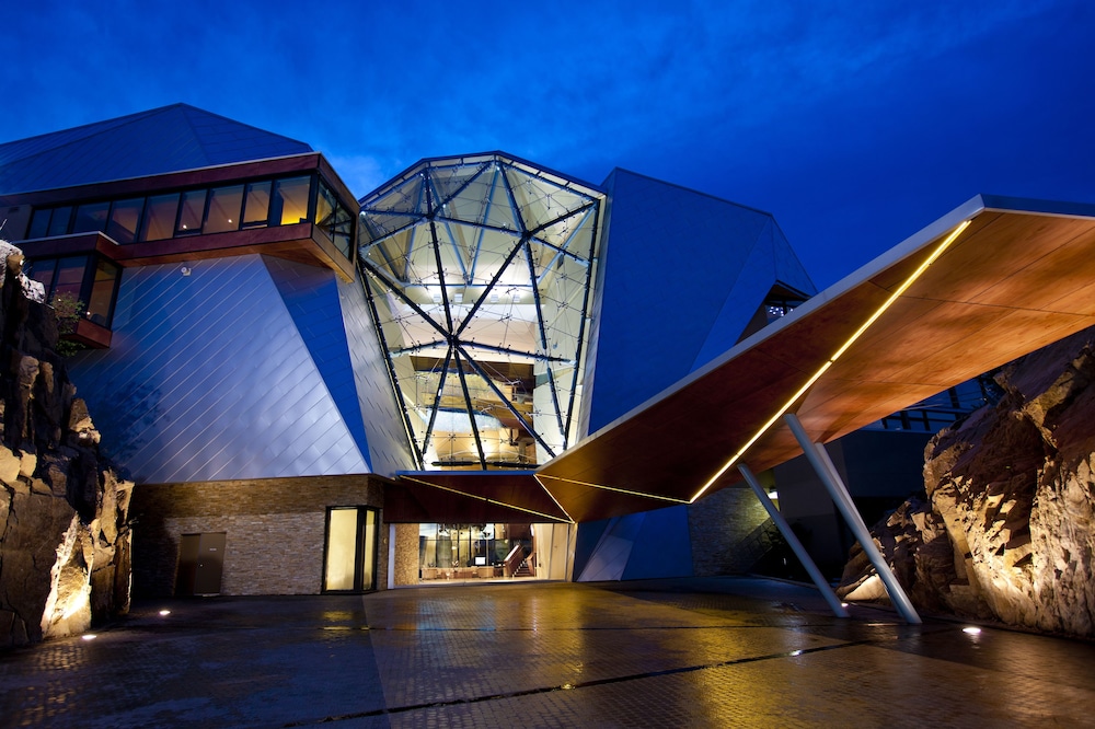 Sparkling Hill Wellness Resort And Spa 30/32