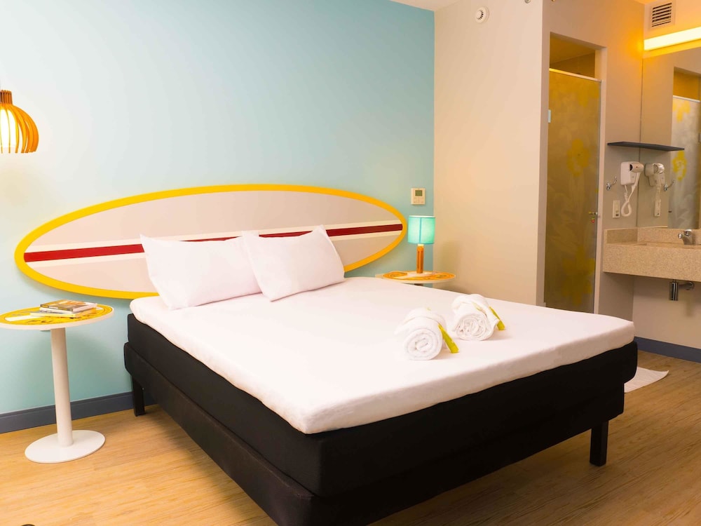 Golden Tulip Guaruja 6/45