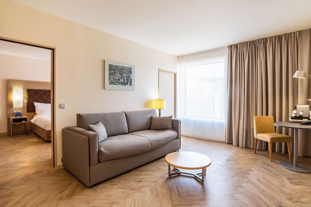 Radisson Blu Hotel Toulouse Airport Formerly Radisson Sas 49/74