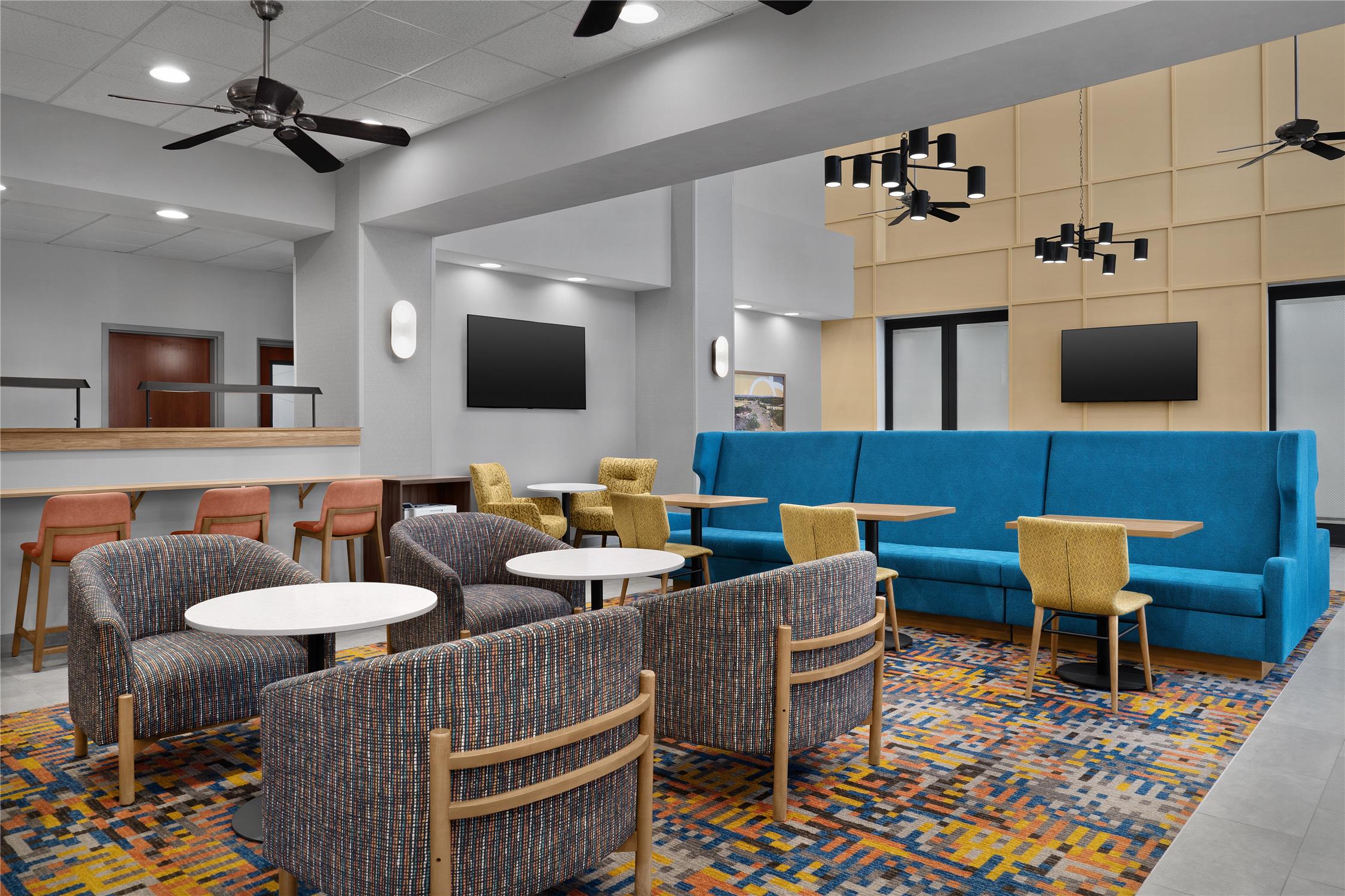 Hampton Inn And Suites Roswell 18/34