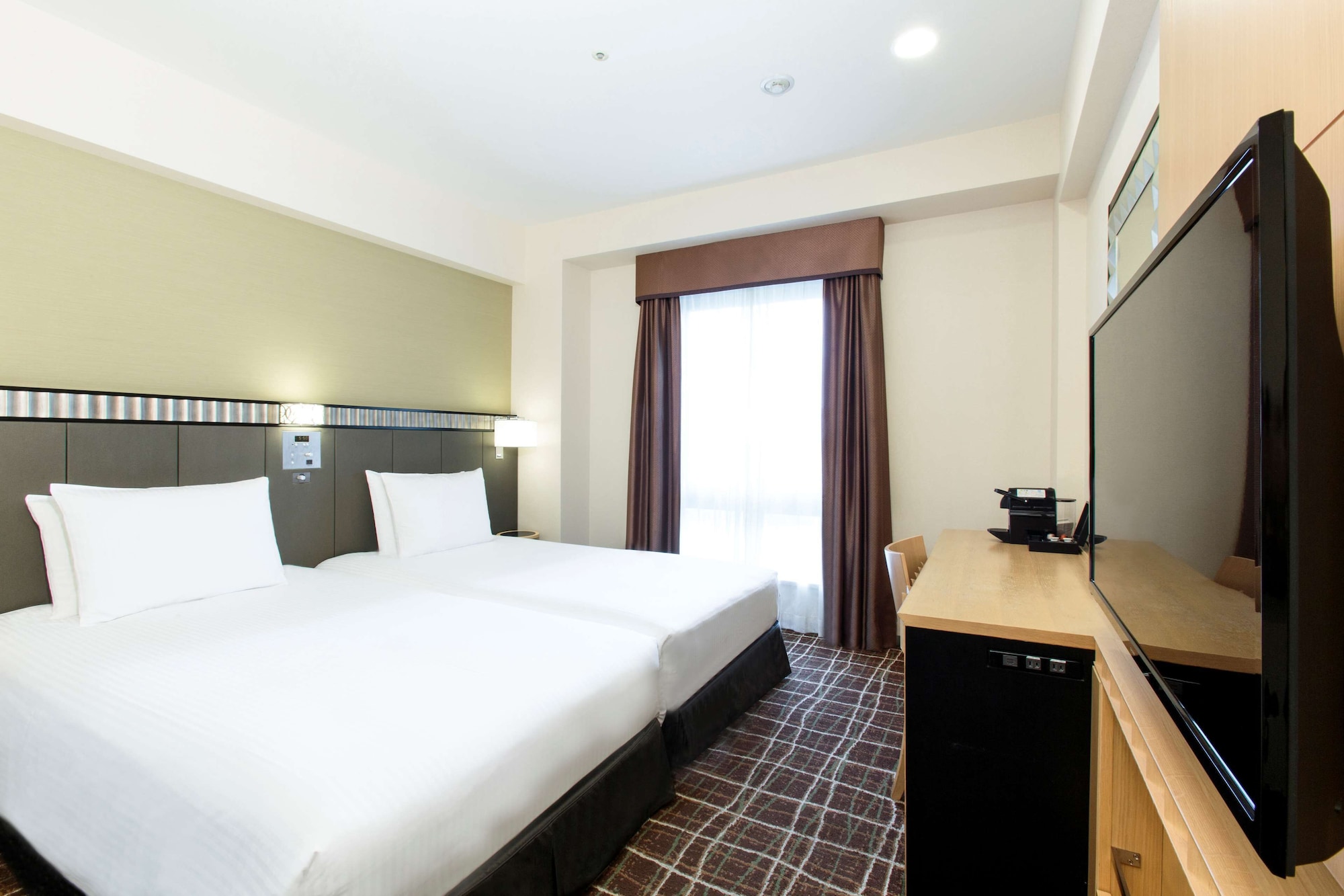 PREMIUM, TWIN BEDS