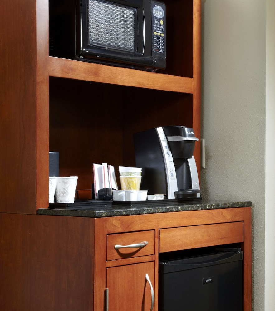 Hilton Garden Inn Dallas/Arlington 60/69
