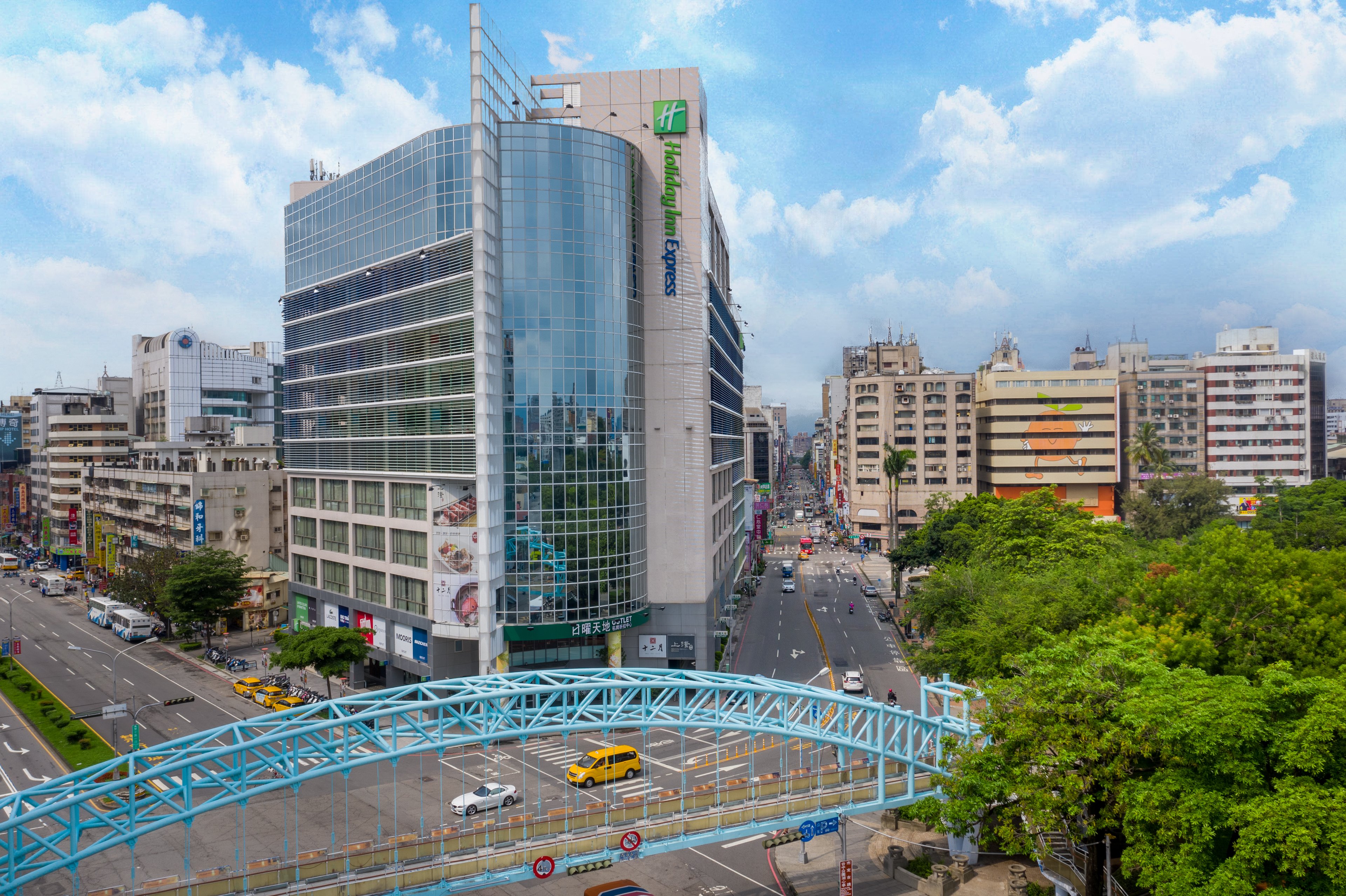 Holiday Inn Express Taichung Park 8/58