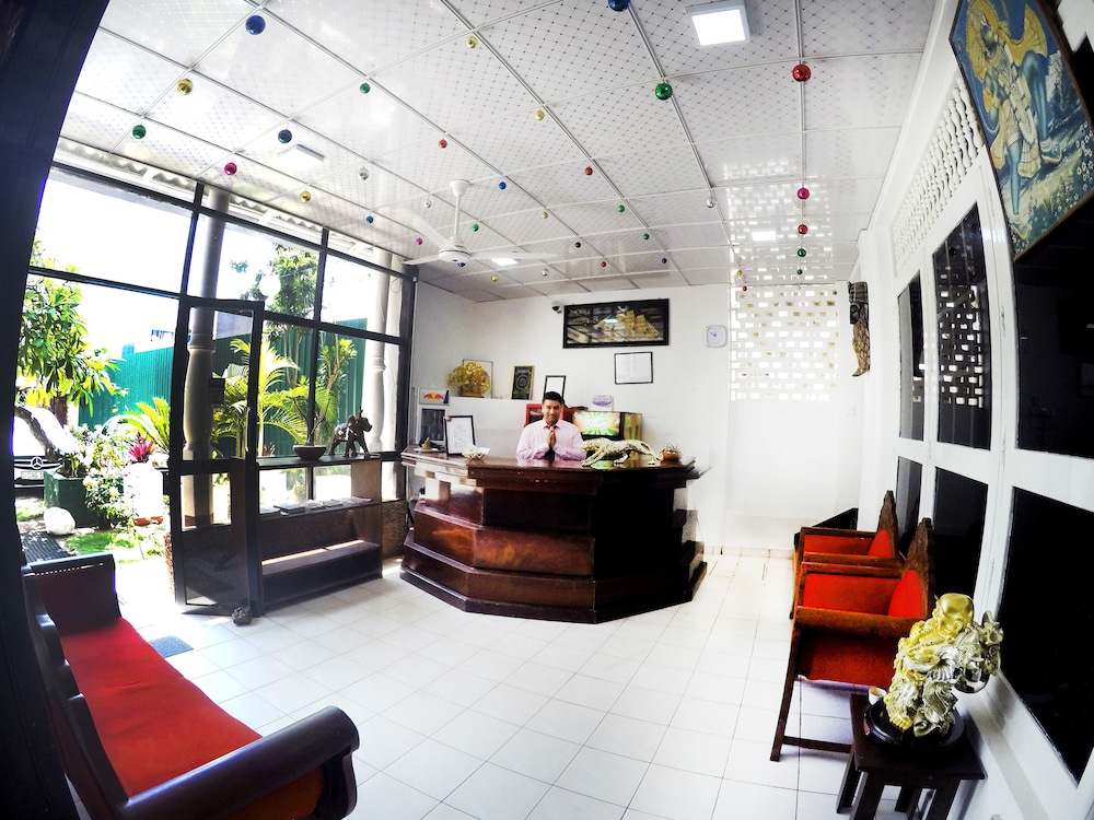 Colombo Residency 15/24