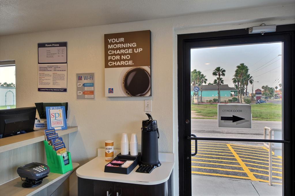 Motel 6 South Padre Island 24/33