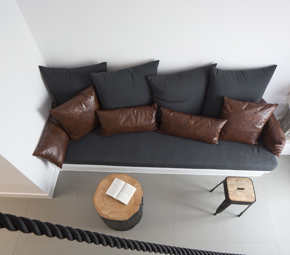 Loizos Apartments 34/50