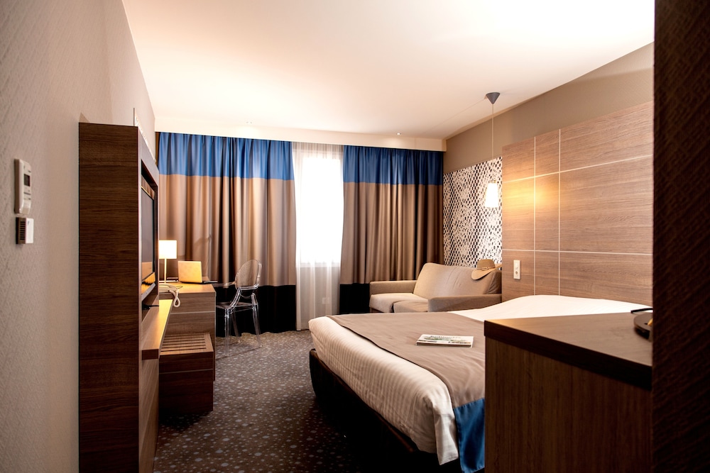 Hotel Le Rabelais 19/55