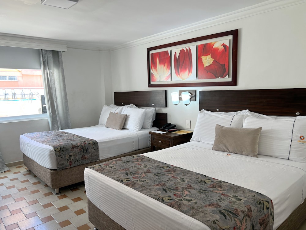 Arhuaco Hotel 30/65