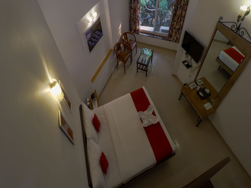 Bella Vista Resort 36/68