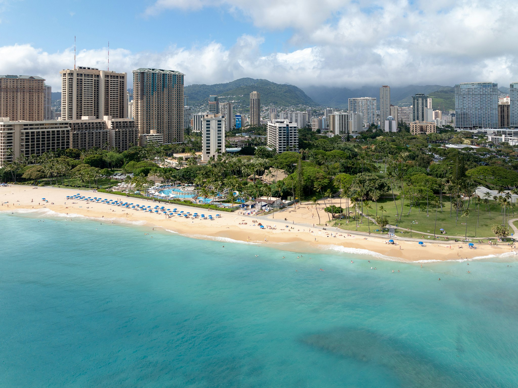 Luana Waikiki Hotel and Suites 45/50