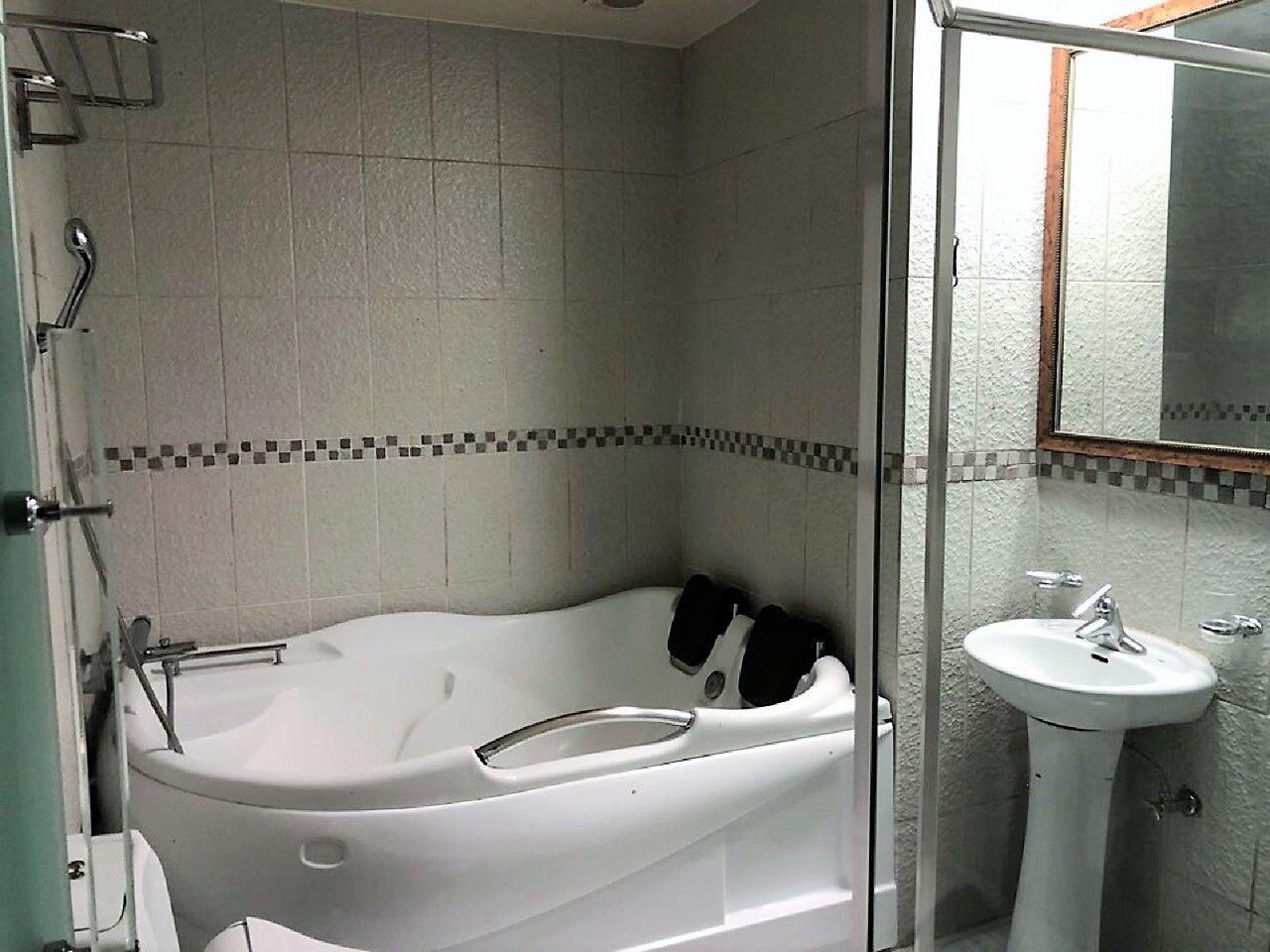 Masan Tourist Hotel 17/18