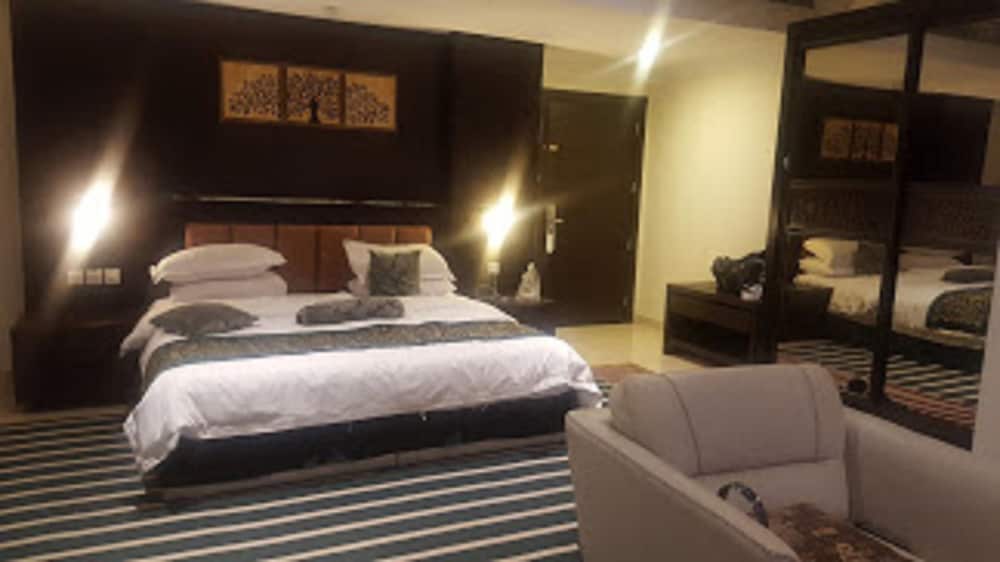 فندق ميلينيا العليا(Millennia Olaya Hotel) 25/79