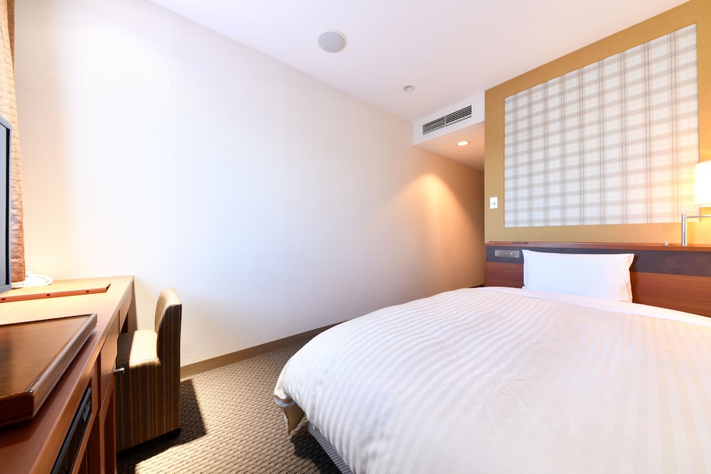 Vessel Inn Yachiyo Katsutadai Ekimae 18/67