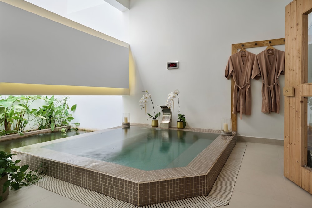 Plantation Urban Resort And Spa 38/70