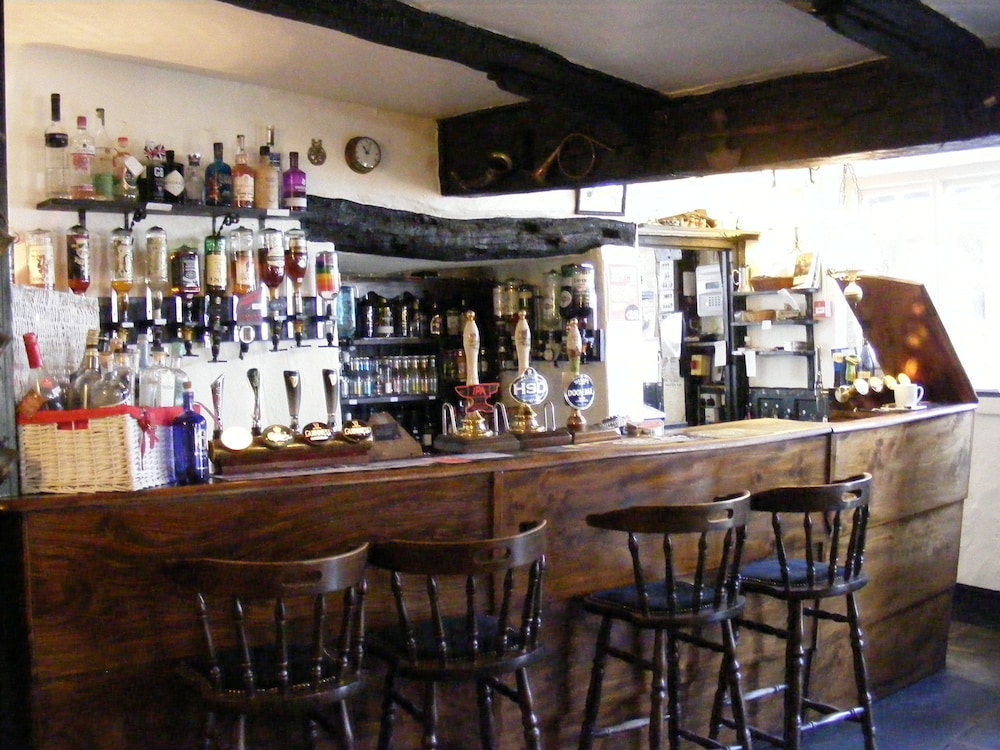 The Tree Inn 32/50