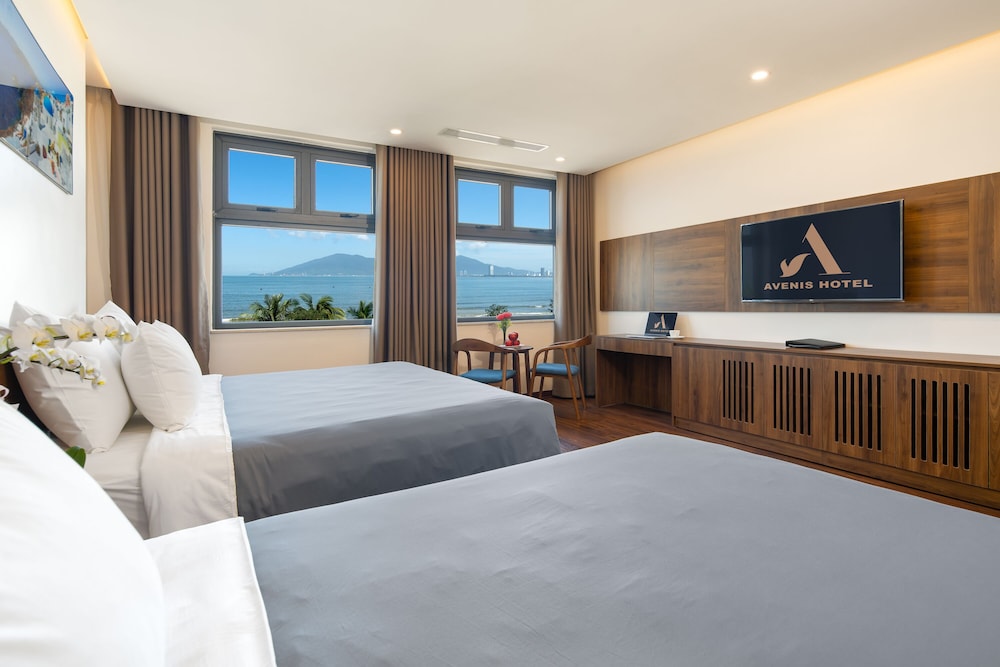 OCEAN, SUITE, TRIPLE