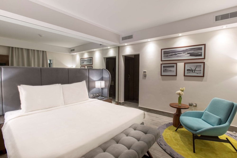 منتجع راديسون بلو الخبر، شاطئ نصف القمر(Radisson Blu Resort Al Khobar Half Moon Bay) 9/69