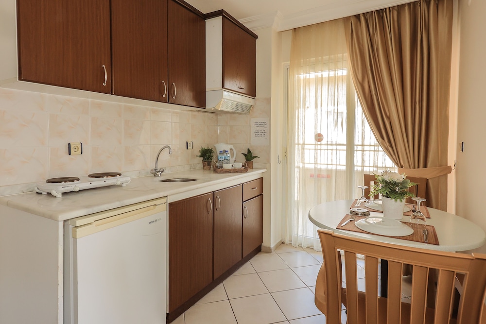 Liman Apartment 59/59