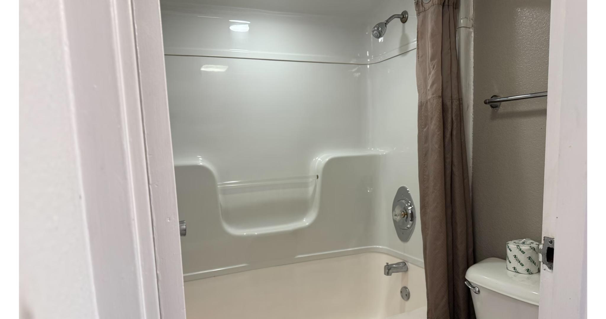 غرفة بسريرين كوين، Motel6 Joliet, IL - I-80 5/5