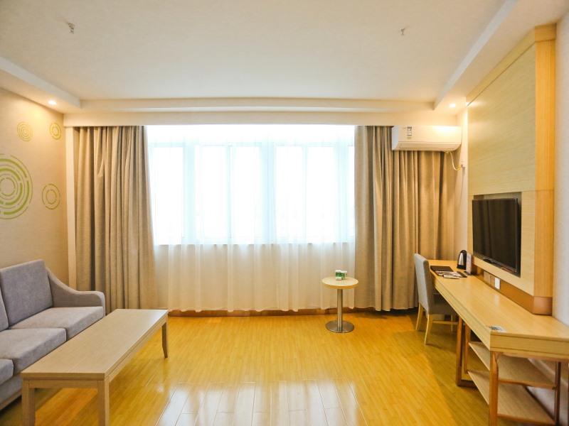 GreenTree Inn Anqing Huaining County Development Zone Duxiu Road 24/42