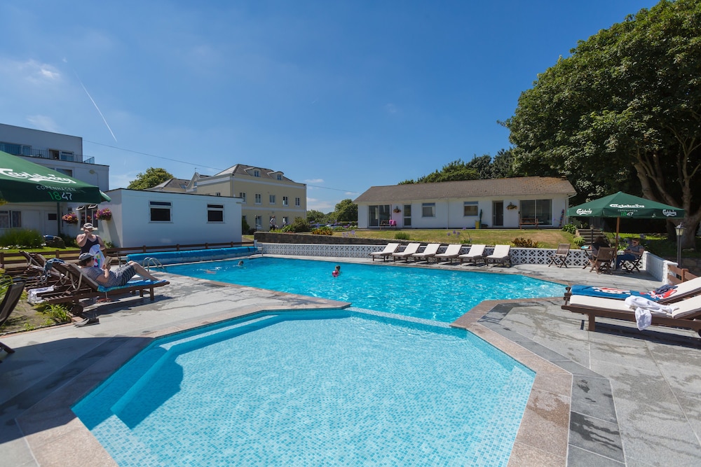 La Collinette Hotel 26/32