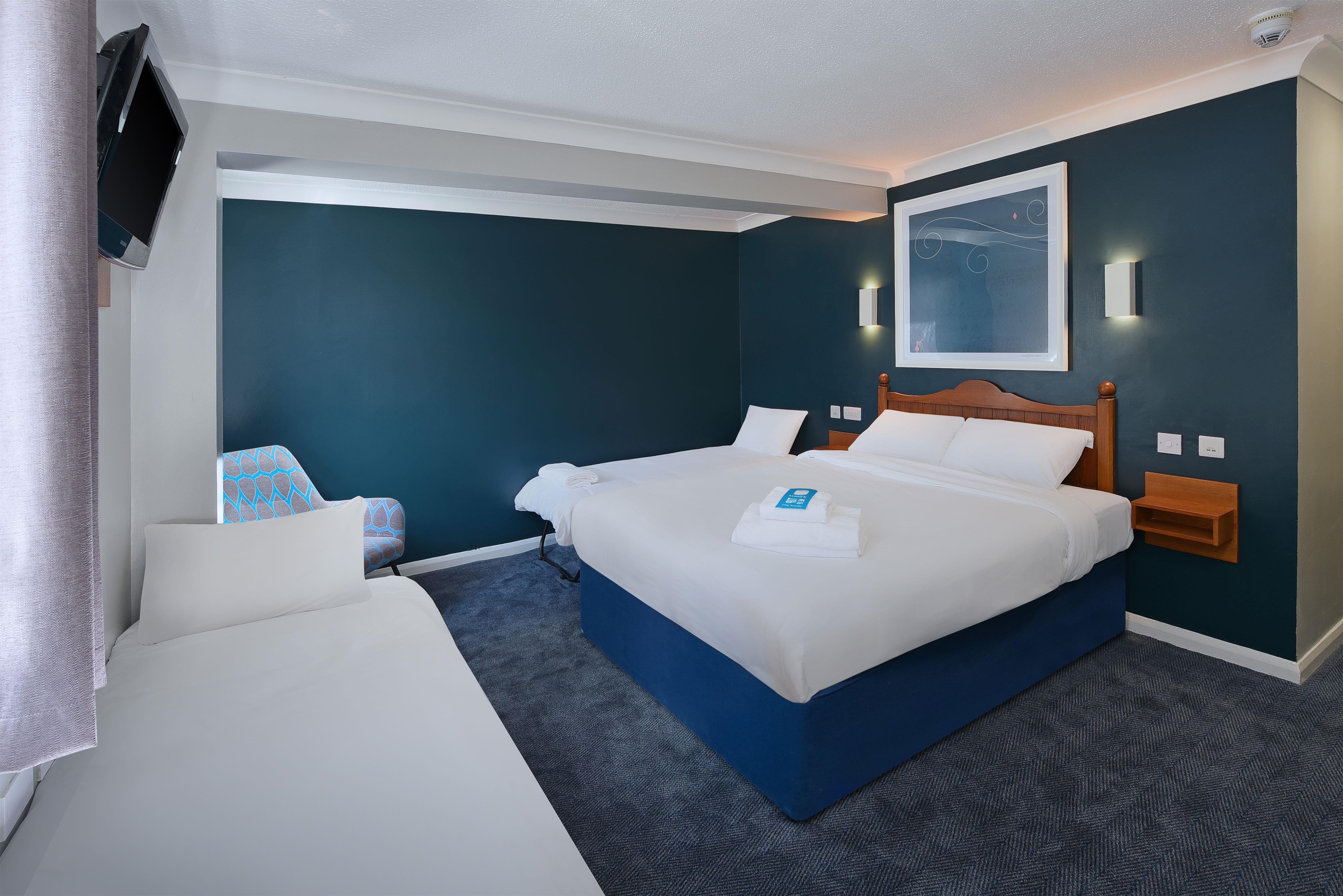 Travelodge London Chigwell 7/17