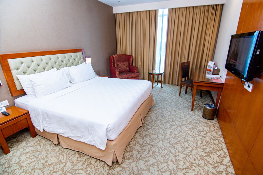 SWISS-BELINN SKA PEKANBARU 21/64