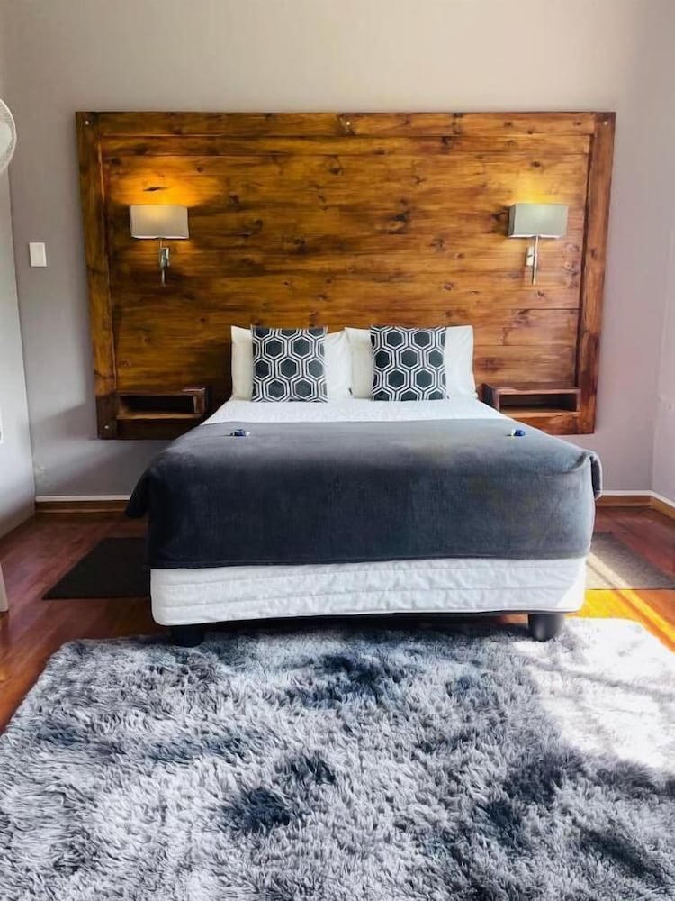 Madeira Bed 25/43