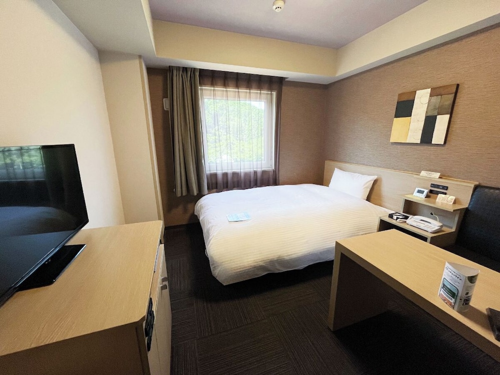 Hotel Route Inn Higashiohmi Yokaichi Ekimae 13/30