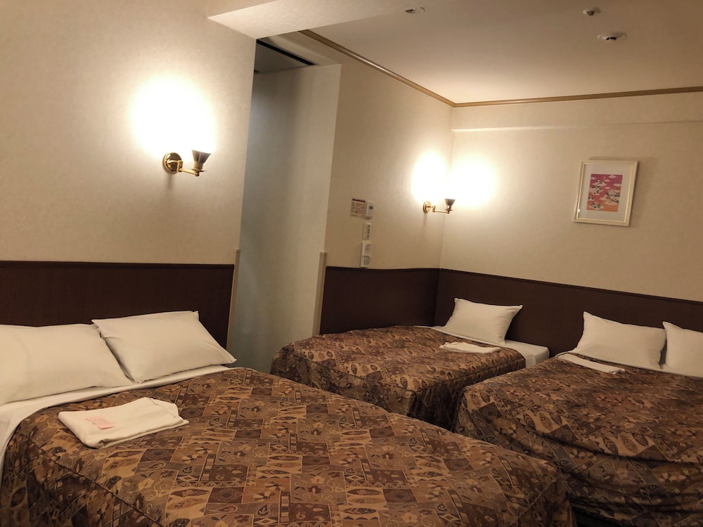 U Community Hotel 18/50