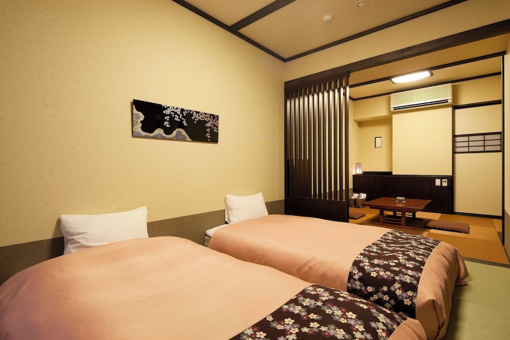 JAPANESE WESTERN, TWIN BEDS