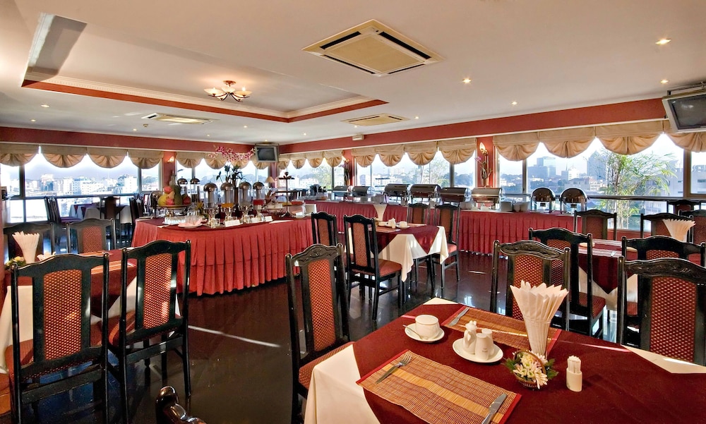 Liberty 2 Hotel 35/62