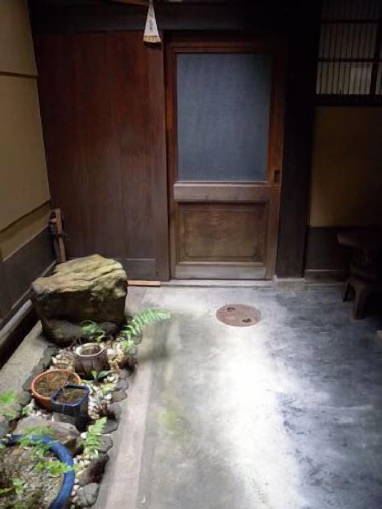 Guesthouse Kingyoya - Hostel 18/42