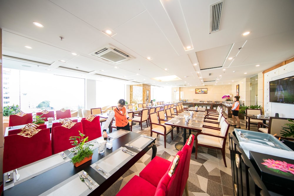 Le Saigon Hotel 46/56