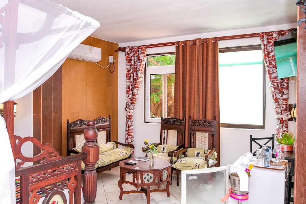 Kahama Hotel Mombasa 20/39