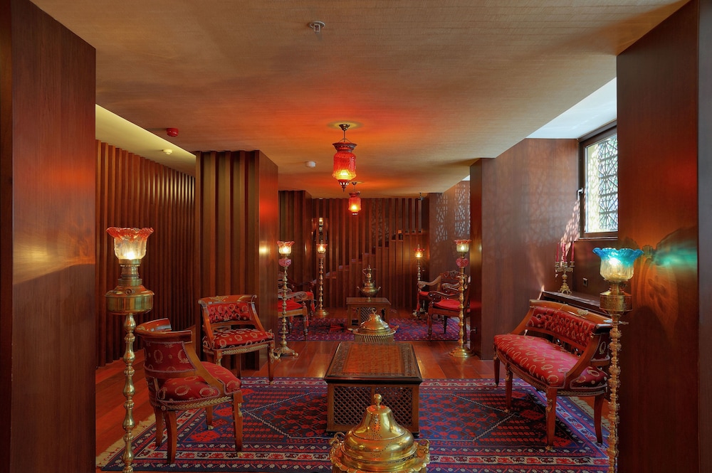 Burckin Hotel 43/46