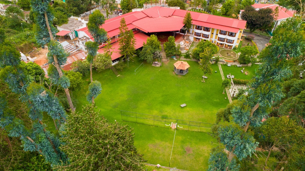 Hotel Kodai International 30/38