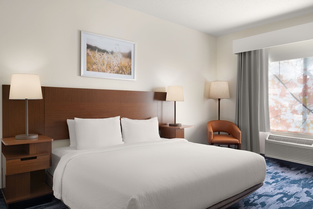 Fairfield Inn Suites By Marriott Chicago Naperville Aurora 14/50